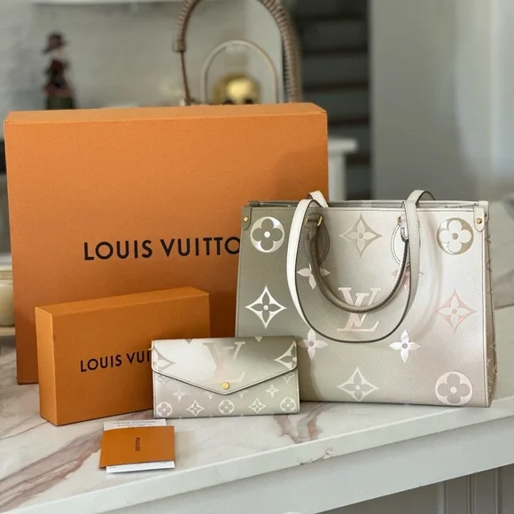 Authentic Louis Vuitton On The Go MM Sunset Kaki. πΈπ - Picture 8 of 13